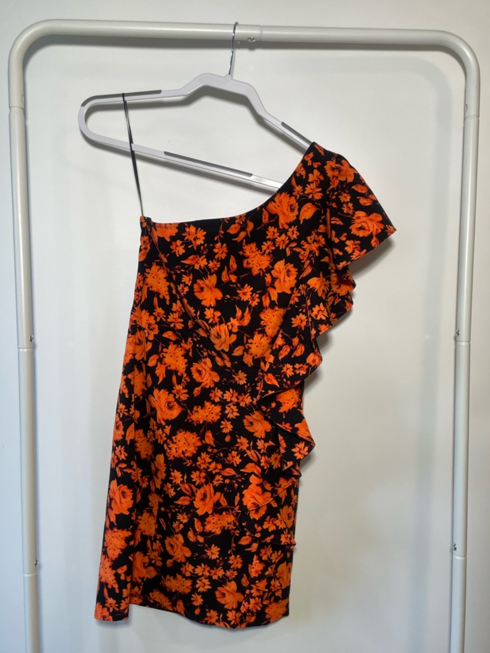NWOT Chelsea28 One-Shoulder Ruffle Dress - Picture 6 of 6